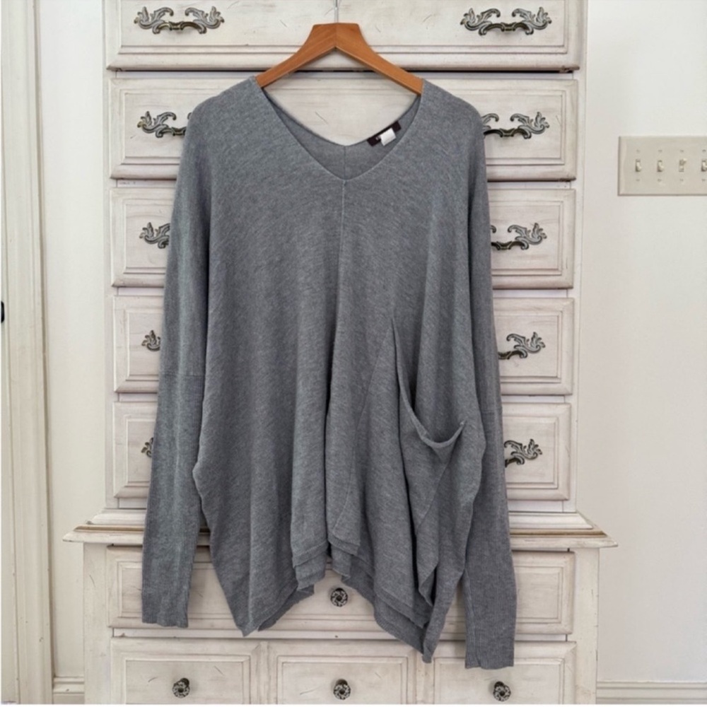 Vici Grey Relaxed Pocket Sweater